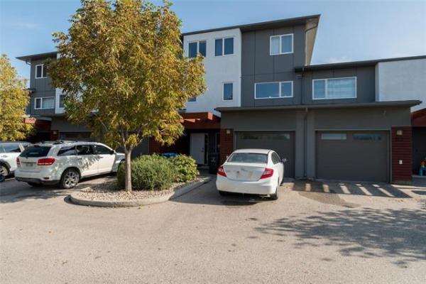 Home Photo - 114-1355 Lee Boulevard