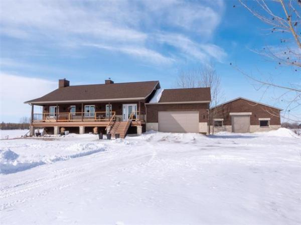 Home Photo - 286 Bernat Road