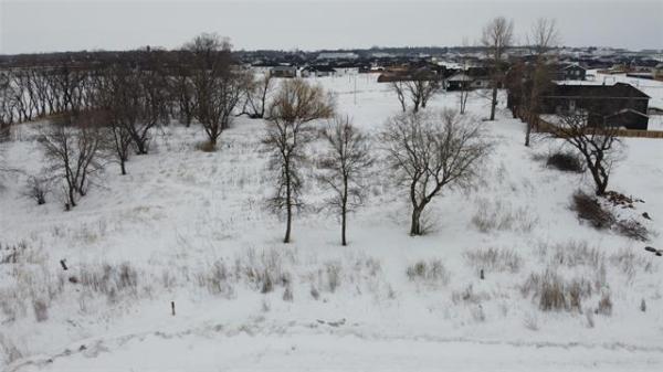 home photo - 19 Lincoln Crescent