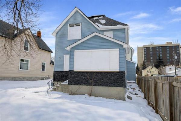 Home Photo - 423 William Avenue