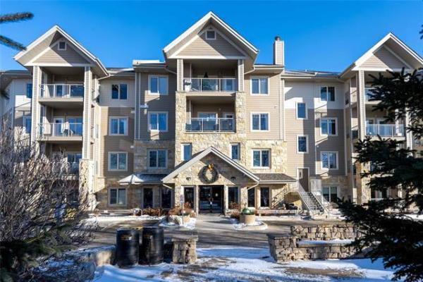 Home Photo - 104-1205 St Anne's Road