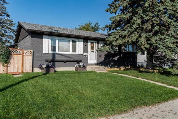 Home Photo - 1236 Plessis Road