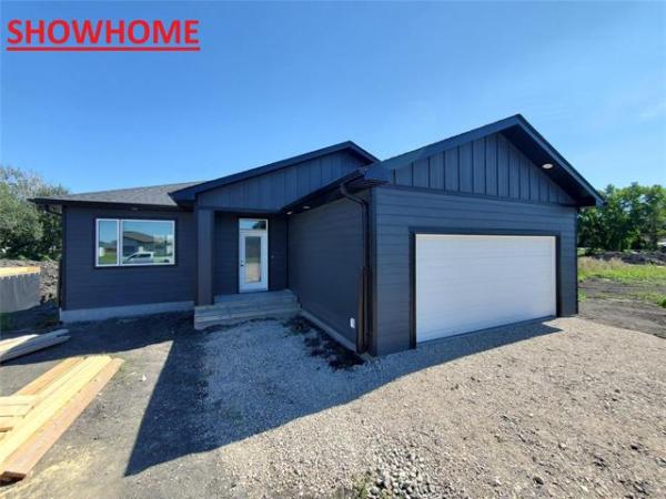 Home Photo - 466 St Alphonse Avenue