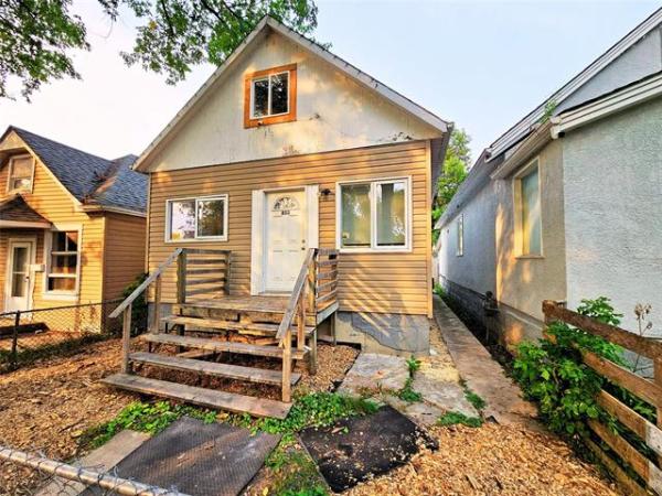 Home Photo - 453 Aberdeen Avenue