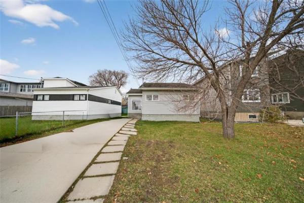 Home Photo - 11 Maralbo Avenue