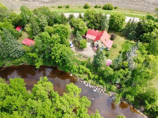 Home Photo - 46050 Whitemouth River Road