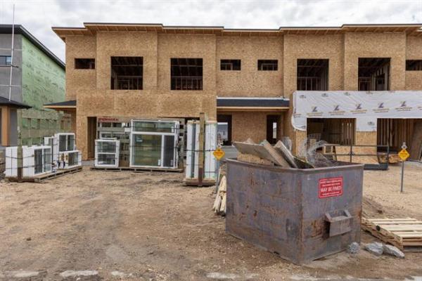 Home Photo - 86 Kootenay Way