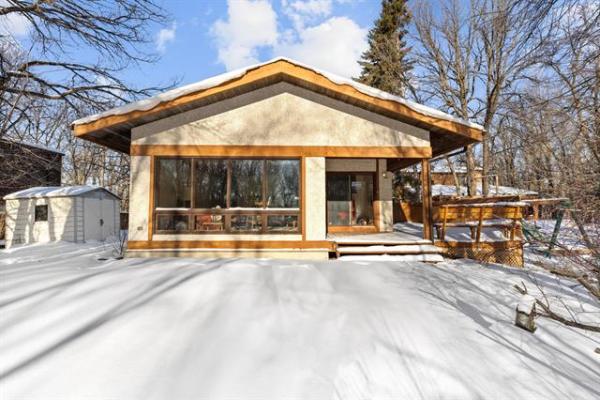 Home Photo - 1120 Des Trappistes Street