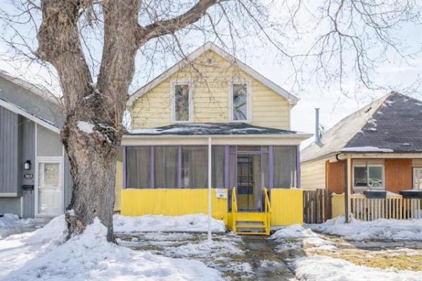 Home Photo - 381 Parkview Street