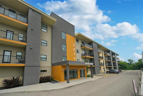 Home Photo - 405-2033 Henderson Highway