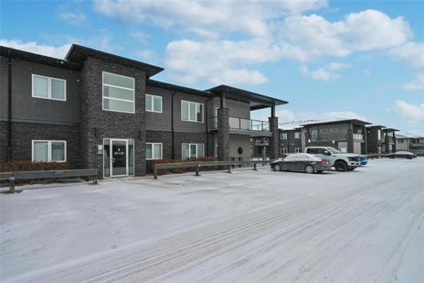 Home Photo - 32-1276 Old PTH 59 Highway