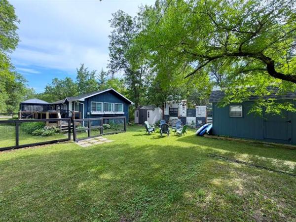 Home Photo - 156 1ST Avenue