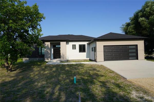 Home Photo - 18 Sunset Boulevard