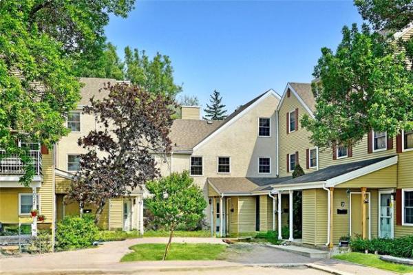 Home Photo - 5-602 Kenaston Boulevard