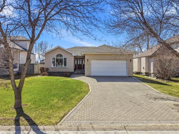 Home Photo - 48 Newcombe Crescent