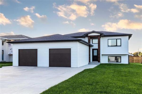 Home Photo - 10 Falcon Bay