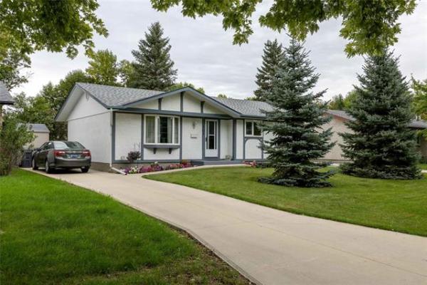 Home Photo - 101 Summerfield Way