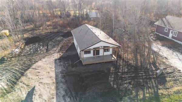 Home Photo - 9 Everwood Crescent