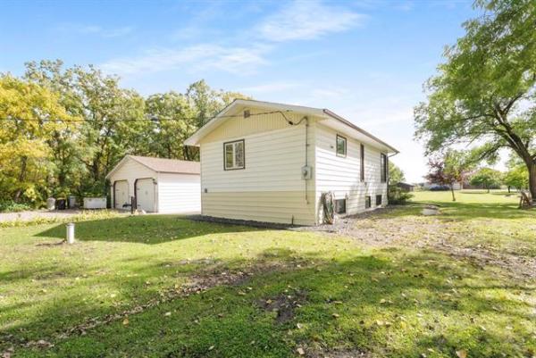 Home Photo - 1410 Breezy Point Road
