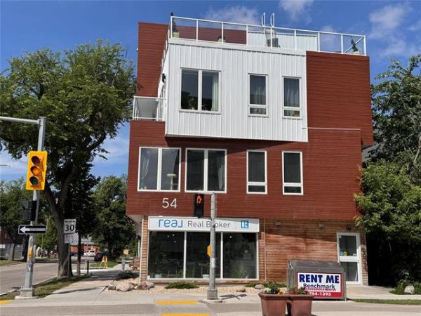 Home Photo - 302-54 Maryland Street