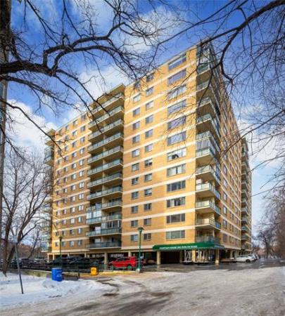 Home Photo - 12F-300 Roslyn Road