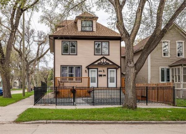 Home Photo - 404 AIKINS Street