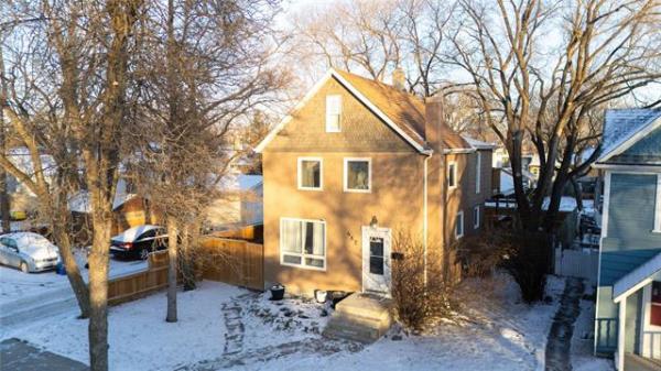 Home Photo - 482 Ritchot Street