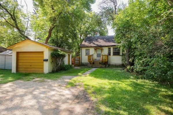 Home Photo - 862 Crescent Drive