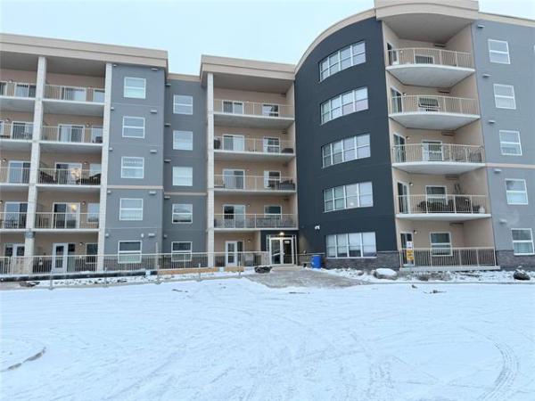 Home Photo - 308-130 Creek Bend Road