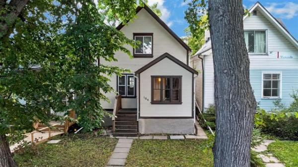 Home Photo - 164 Lansdowne Avenue