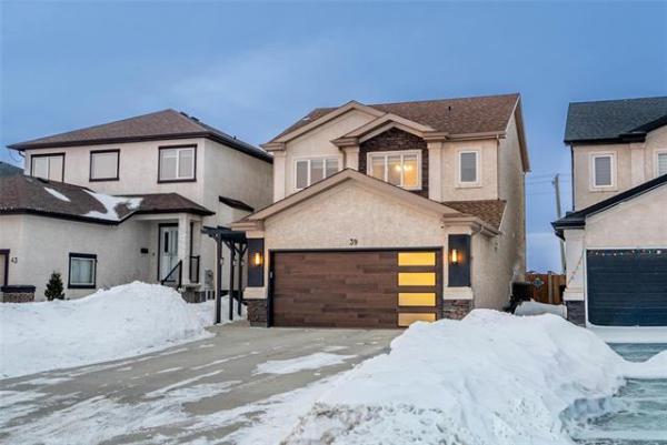 Home Photo - 39 Castlebury Meadows Drive