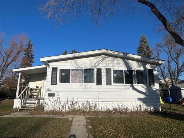 Home Photo - 5 Spine Place