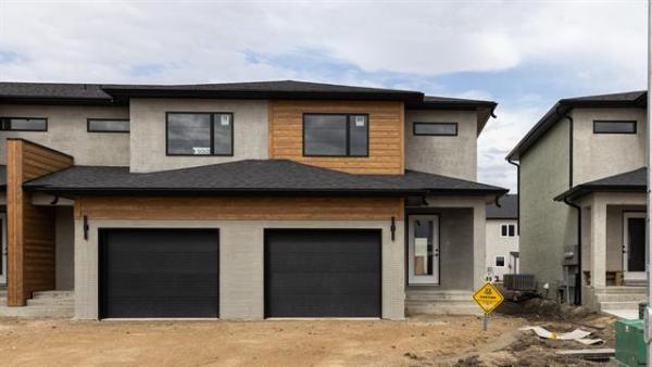 Home Photo - 69 Kootenay Way