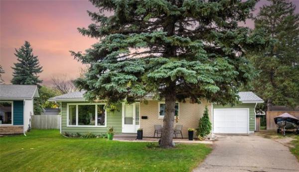 Home Photo - 54 Sandham Crescent