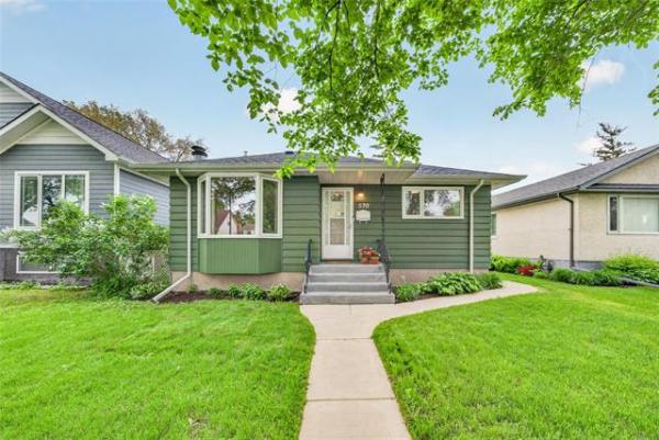 Home Photo - 570 Beaverbrook Street