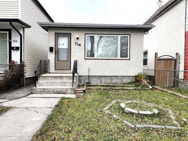 Home Photo - 736 Beverley Street