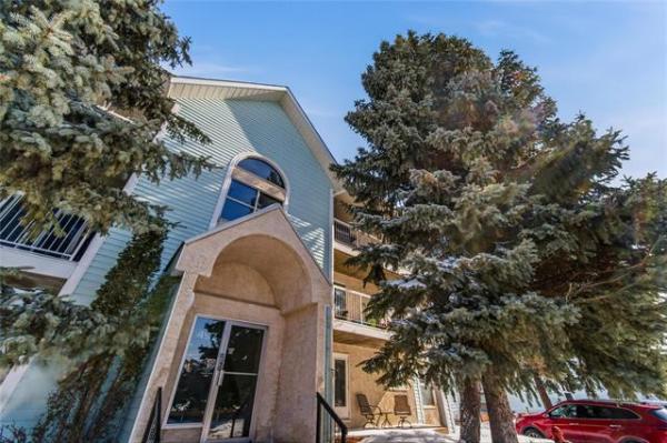 Home Photo - 2304-497 Thompson Drive