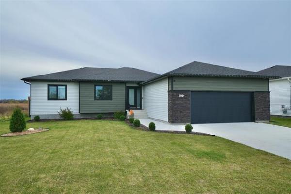 Home Photo - 100 Clubhouse Drive