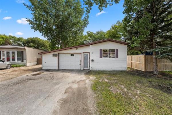 Home Photo - 97 Bonneteau Avenue