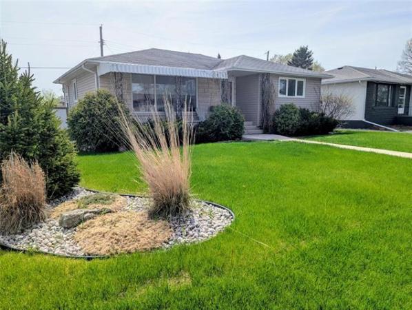 Home Photo - 129 Eade Crescent