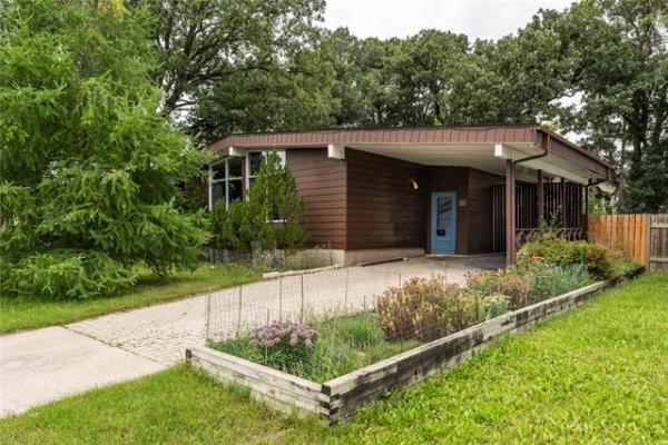 home photo - 96 Belcourt Bay