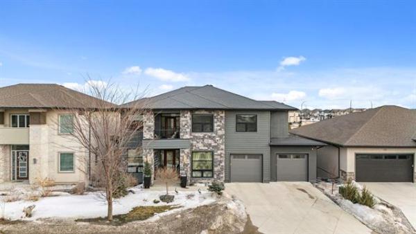 Home Photo - 22 Willow Brook Road