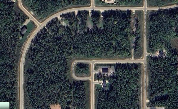 Home Photo - 28 WHITETAIL Crescent