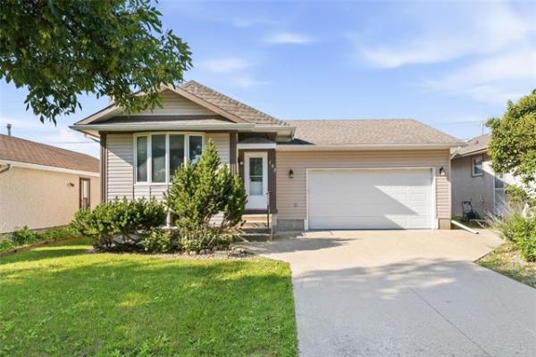 Home Photo - 193 Arthur Wright Crescent