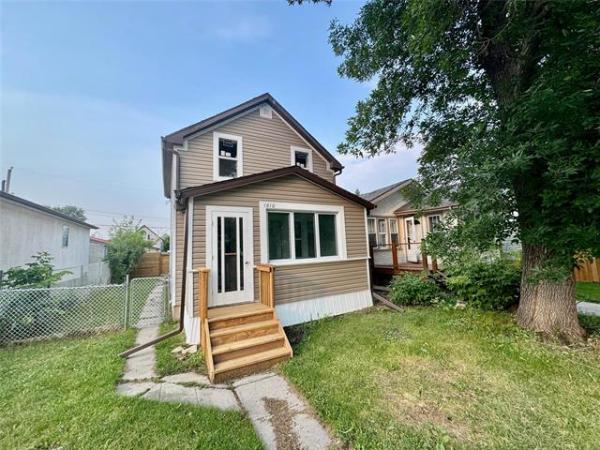 home photo - 1610 Elgin Avenue
