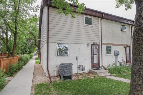 Home Photo - 4-953 Summerside Avenue