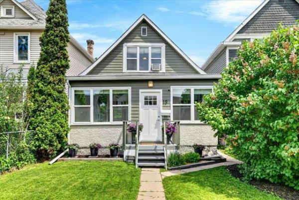 Home Photo - 19 Bannerman Avenue