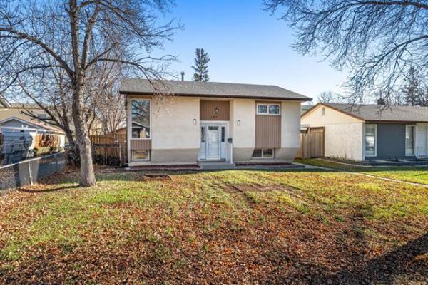 Home Photo - 137 George Suttie Bay