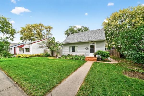 Home Photo - 1080 Fleet Avenue