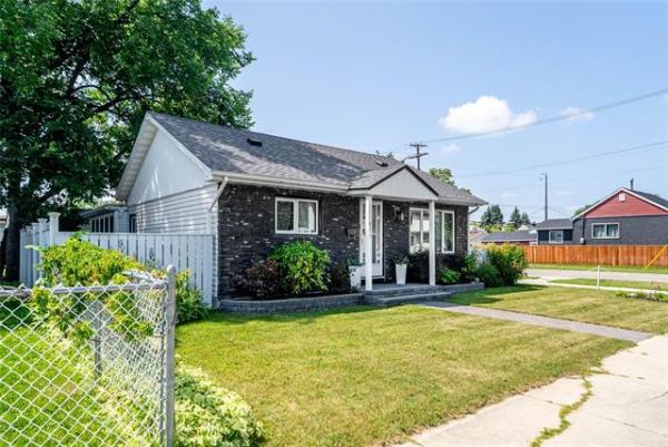 Home Photo - 654 Martin Avenue